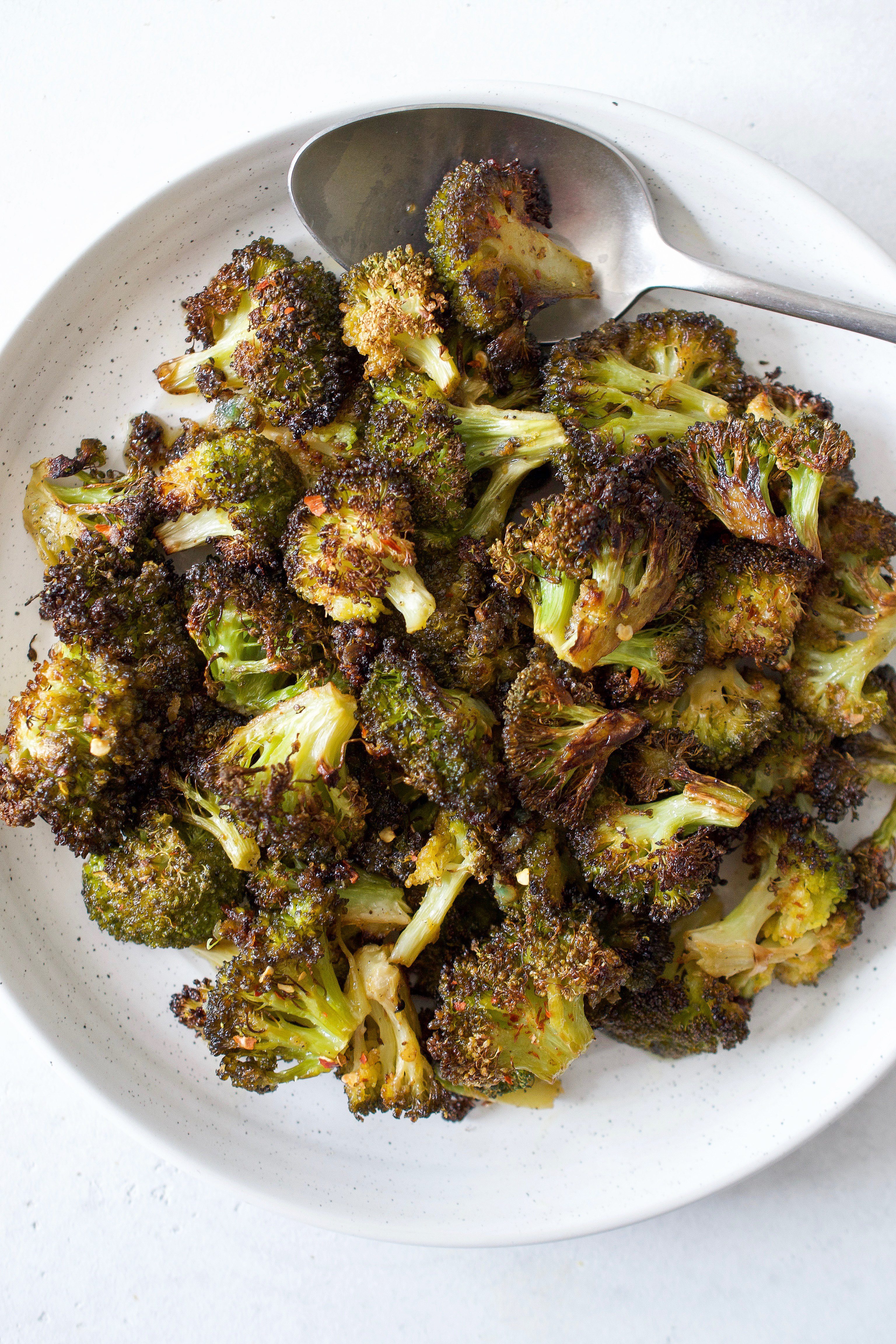 The BEST Oven Roasted Broccoli (An Easy Recipe)